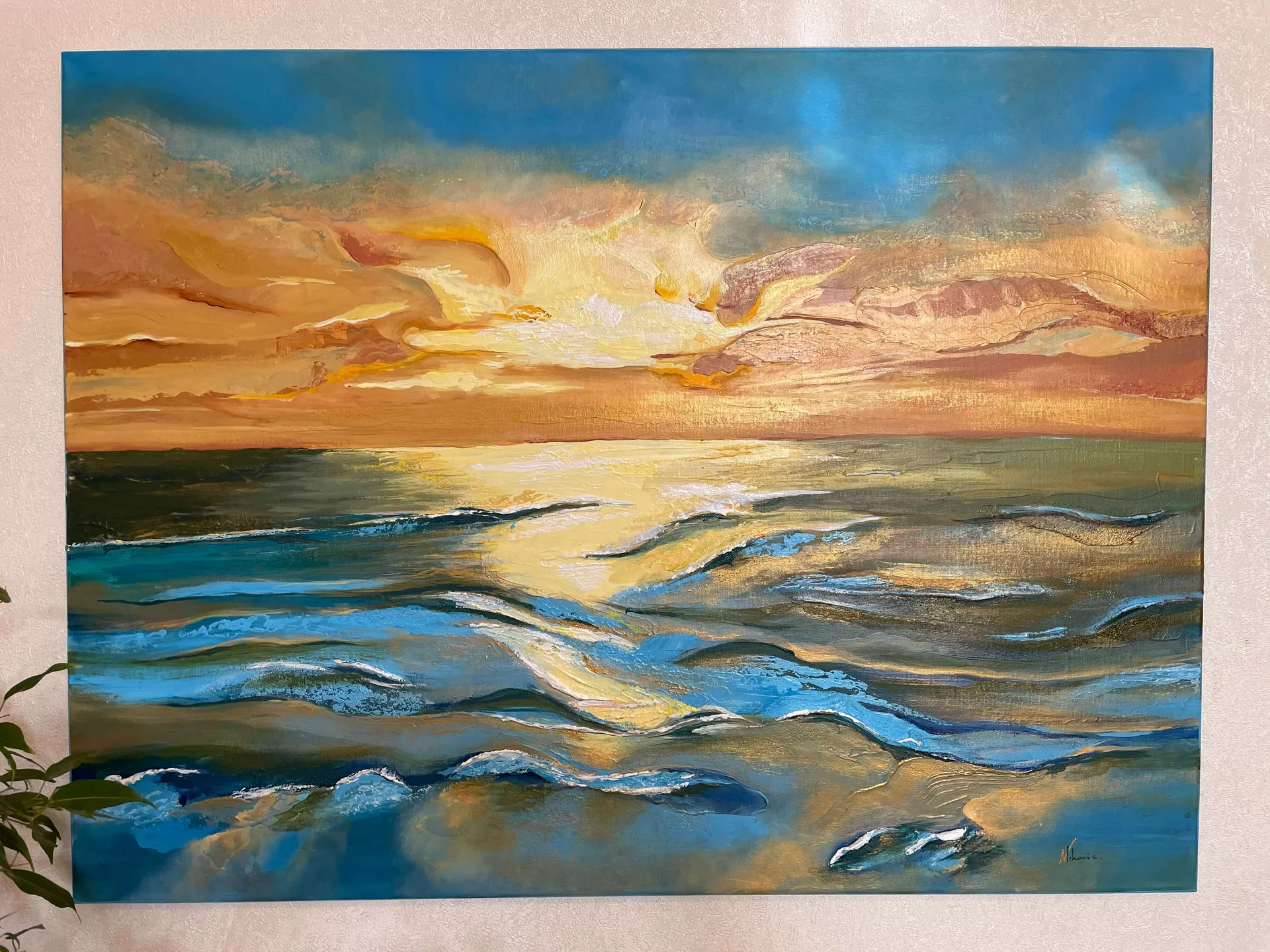 Amber Glow detail