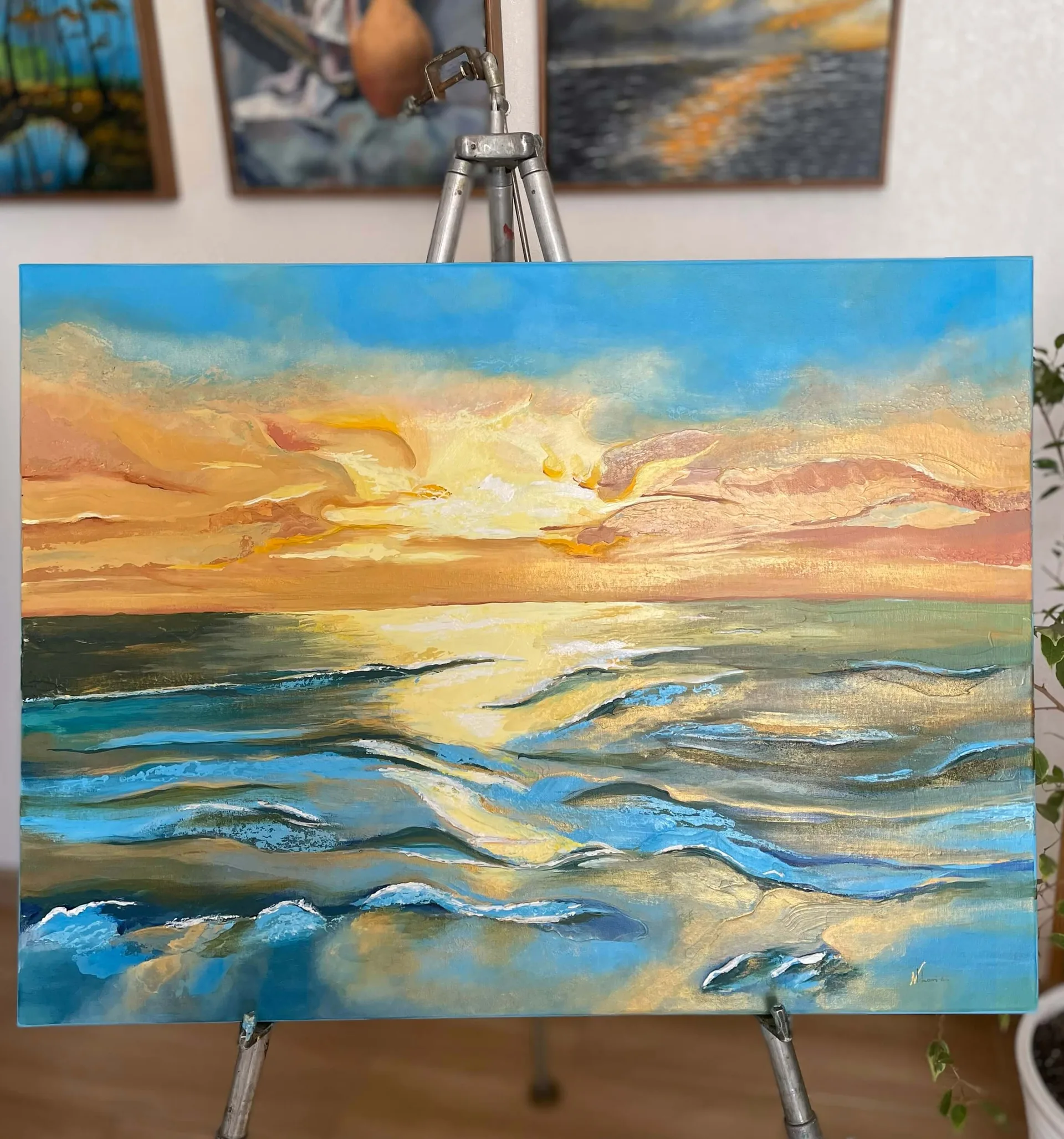 Amber Glow detail